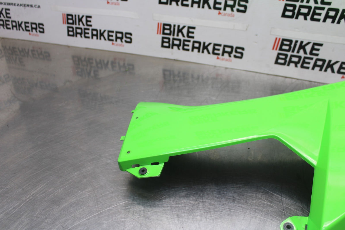 08 KAWASAKI NINJA ZX10R OEM LEFT MID UPPER SIDE FAIRING COWL PLASTIC BB902
