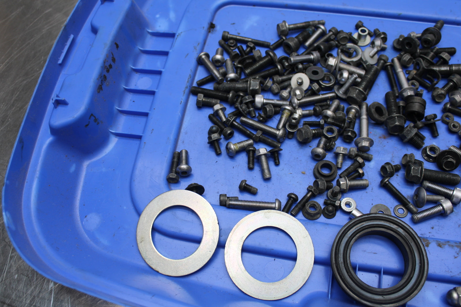 09 YAMAHA ROYAL STAR XVZ1300TF VENTURE MOUNTING BOLTS HARDWARE BB151