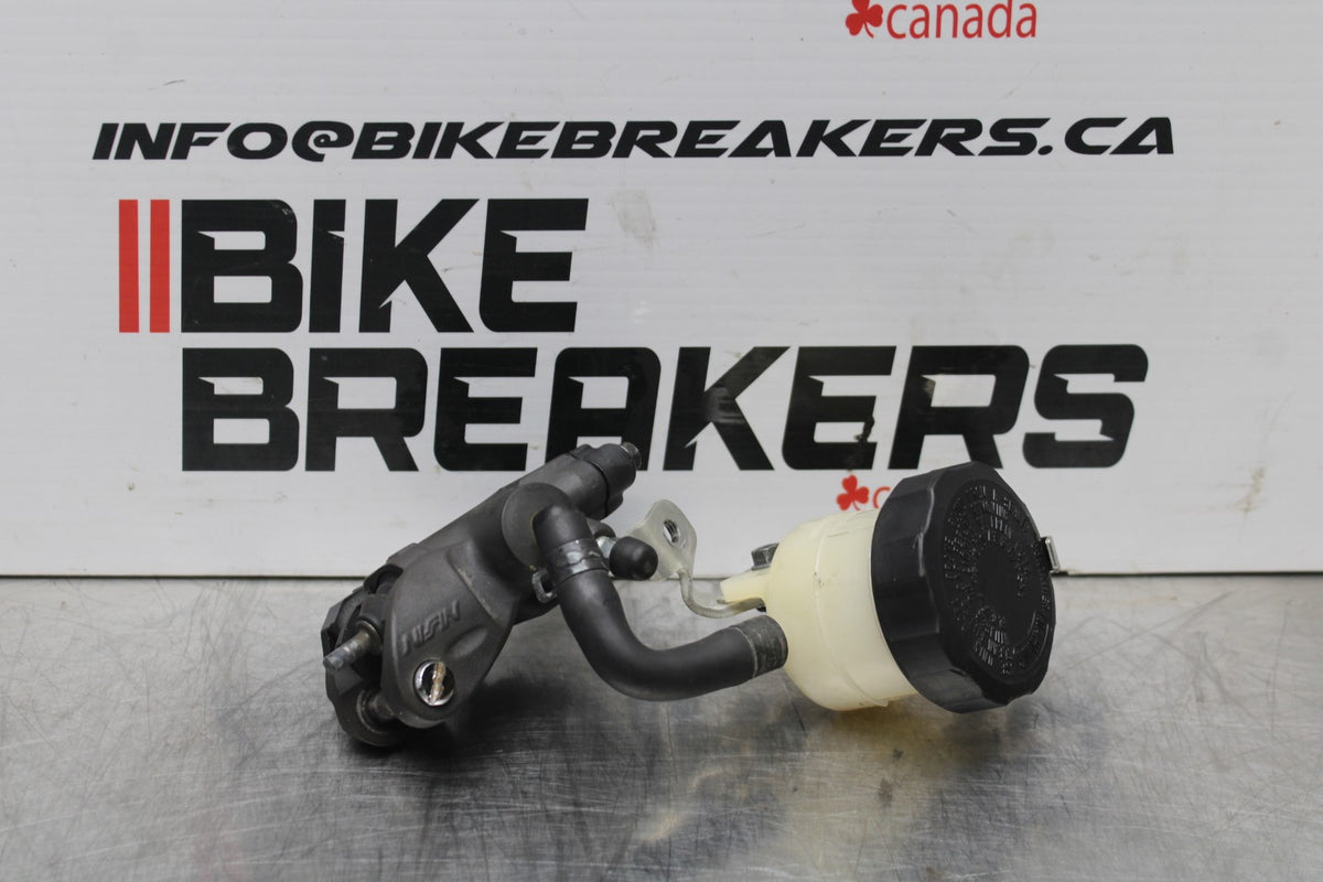 08-10 SUZUKI GSXR 600 FRONT BRAKE MASTER CYLINDER BB765