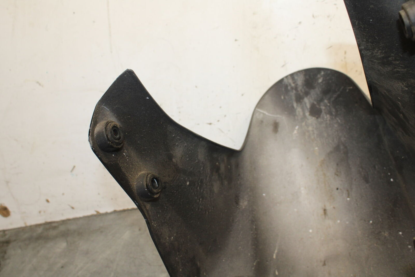 05-06 HONDA CBR600RR FRONT WHEEL FENDER COWL FAIRING  BB689