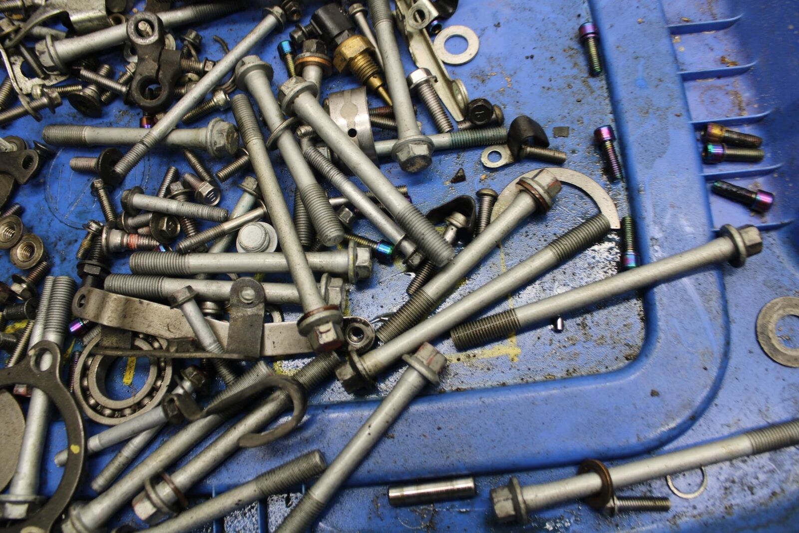 06-11 KAWASAKI  ZX-14R ENGINE LEFTOVER BOLTS HARDWARE MOTOR SCREWS BB478