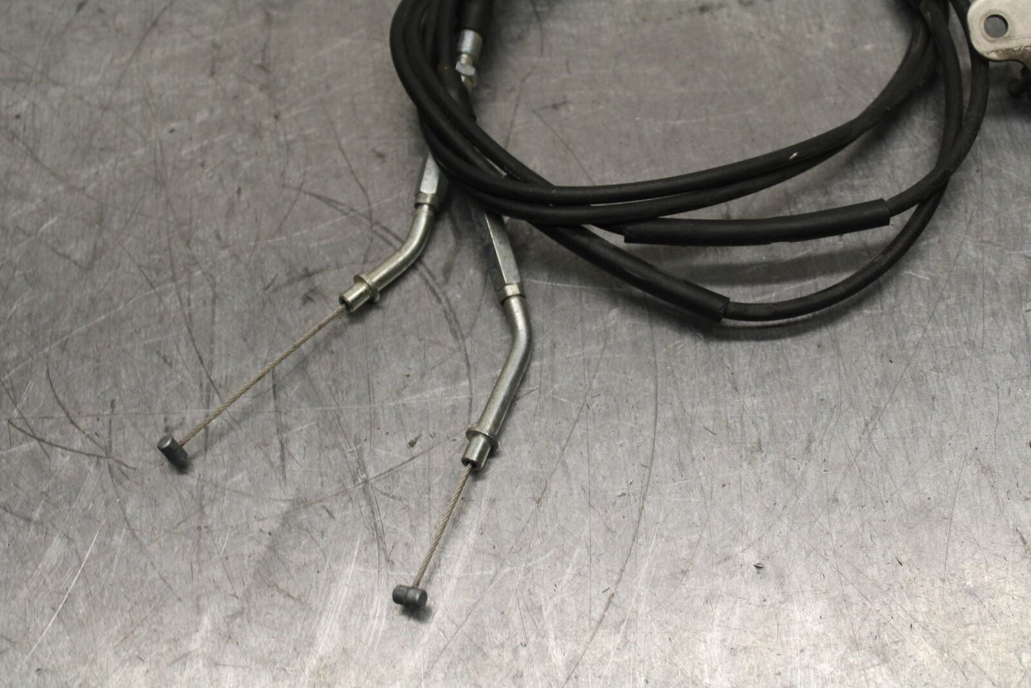06-07 SUZUKI GSXR750 THROTTLE CABLES LINES  BB110