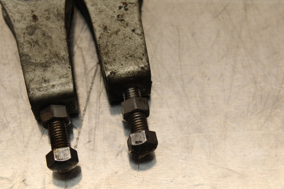 86 SUZUKI GS750ES SWINGARM CHAIN TENSIONER ADJUSTMENT BRACKETS  BB140