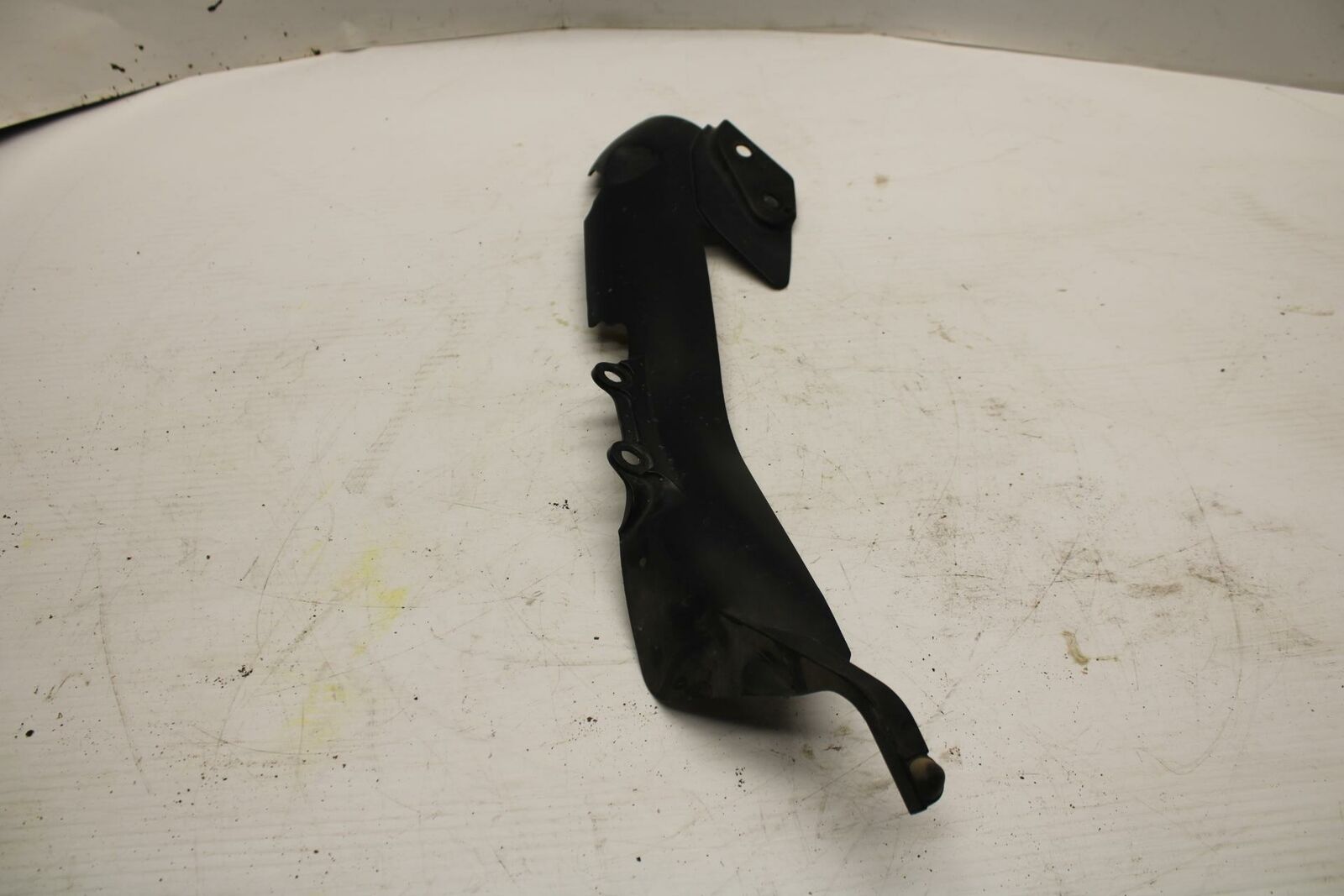 06 YAMAHA YZF R1 REAR BACK MUFFLER EXHAUST PIPE COVER HEAT SHIELD GUARD BB282