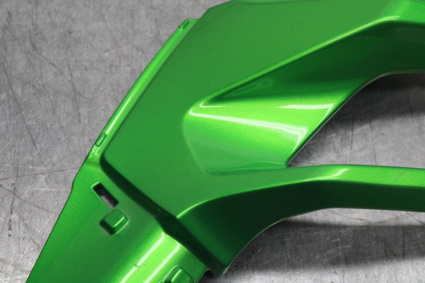 18-23 KAWASAKI NINJA 400 EX400 ABS RIGHT MID UPPER SIDE FAIRING COWL BB747