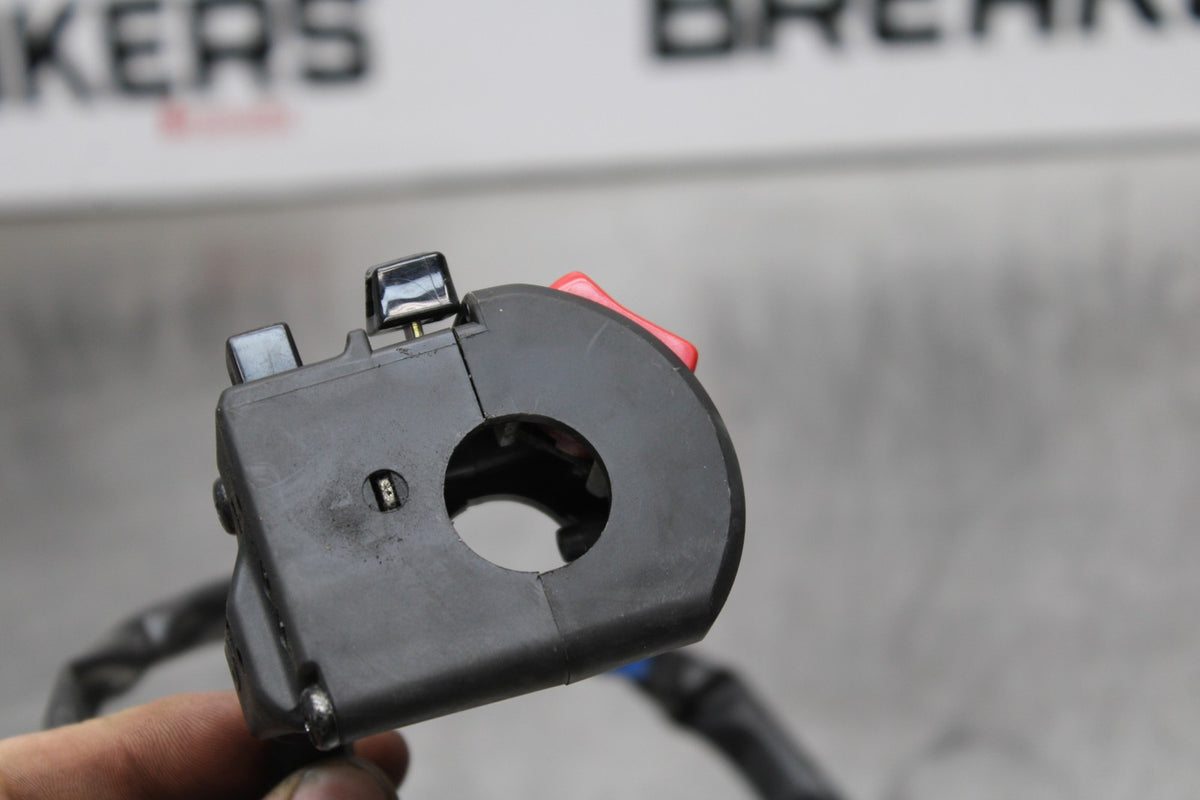 22-25 YAMAHA YZF R7 RIGHT CLIP ON HANDLE KILL OFF START SWITCH SWITCHES BB176
