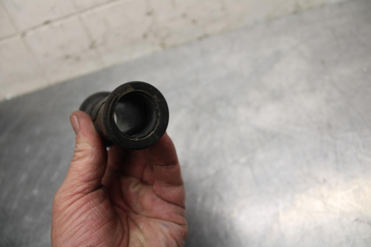 09-14 YAMAHA YZF R1 RIGHT THROTTLE GRIP 4C8-26240-00-00 BB471