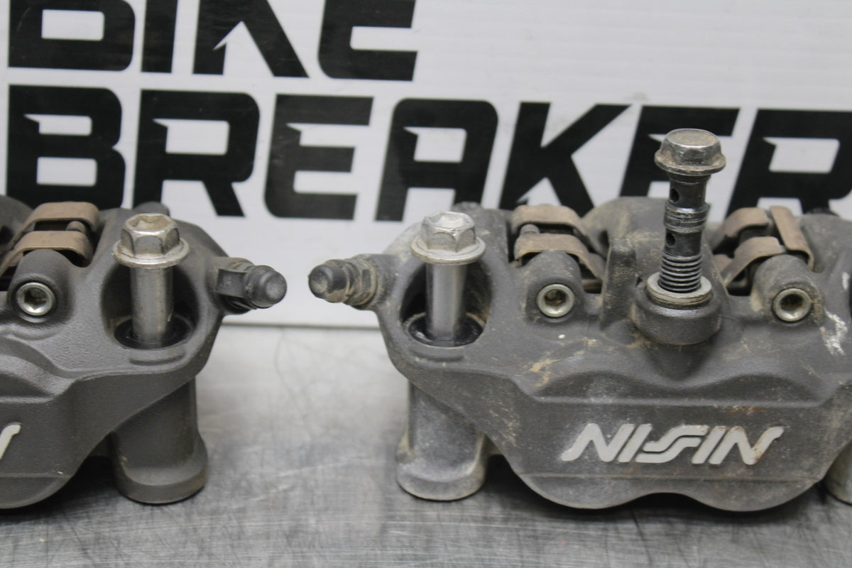 19-23 KAWASAKI NINJA ZX6R RIGHT LEFT FRONT BRAKE CALIPER SET PAIR CALIPERS BB188