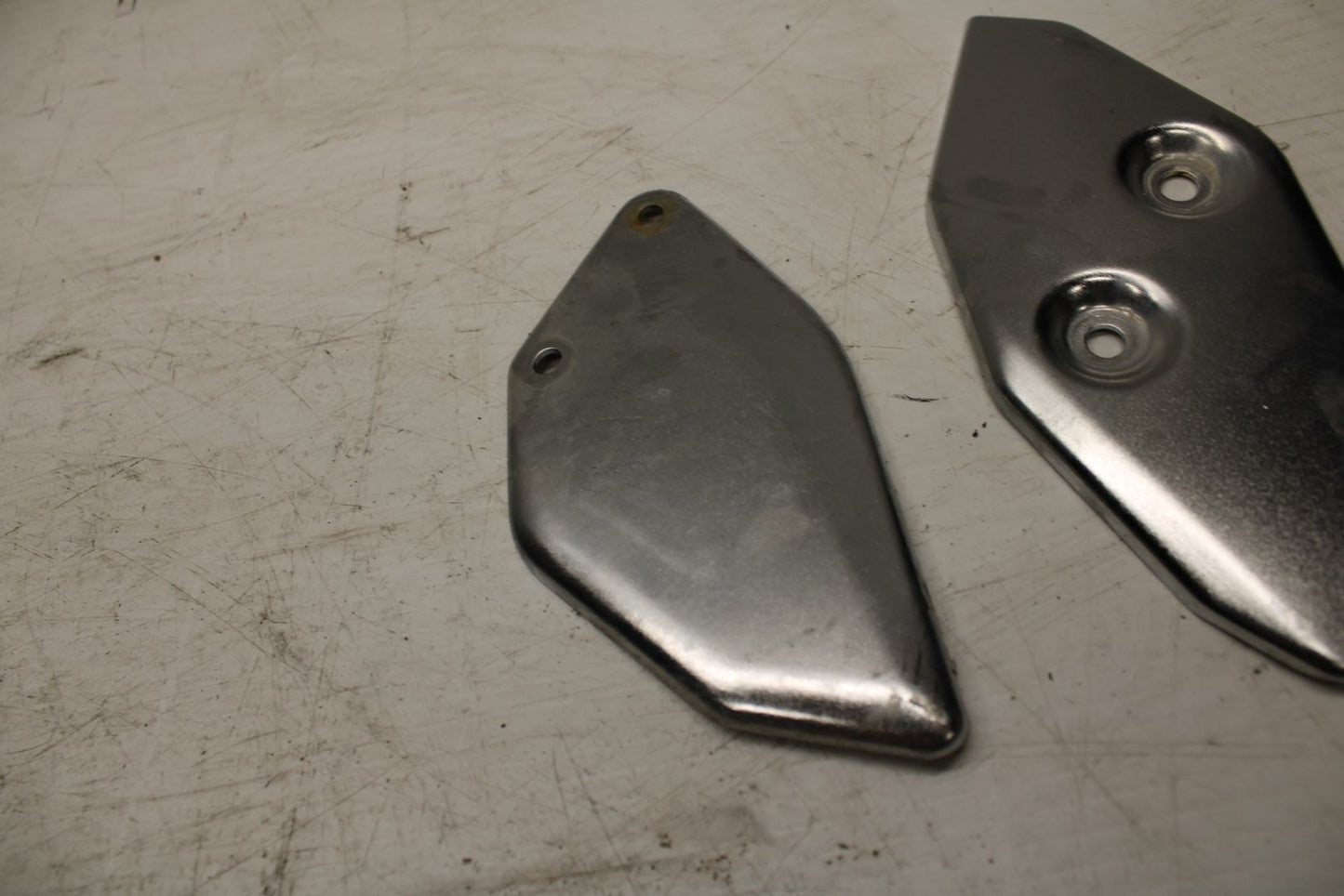 15-17 YAMAHA YZF R3  REARSET REAR SET HEEL GUARD COVER  BB288