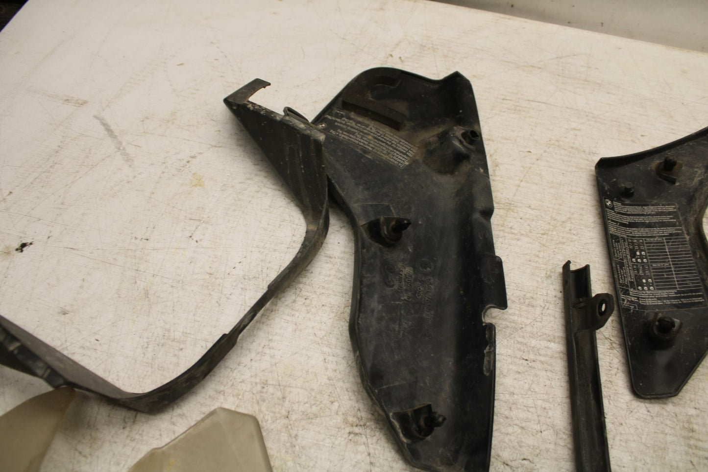 07-13 BMW R1200GS ADVENTURE MISALANEOUS PLASTICS BB368