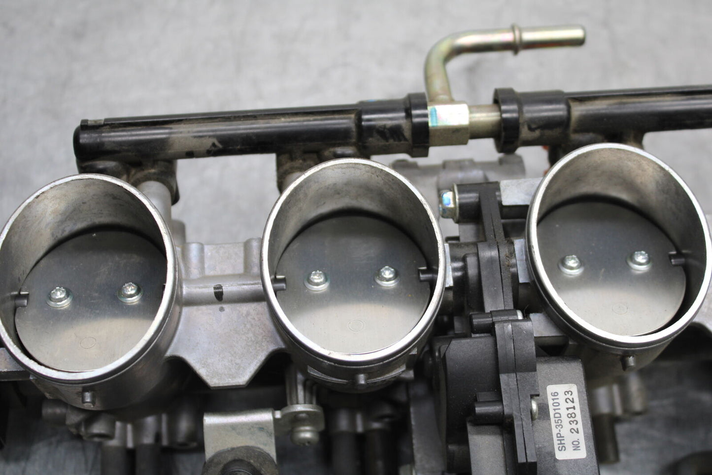 13-17 KAWASAKI NINJA ZX6R ZX636E MAIN FUEL INJECTORS / THROTTLE BODIES BB735