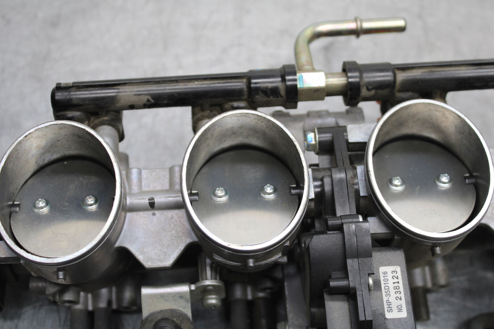 13-17 KAWASAKI NINJA ZX6R ZX636E MAIN FUEL INJECTORS / THROTTLE BODIES BB735