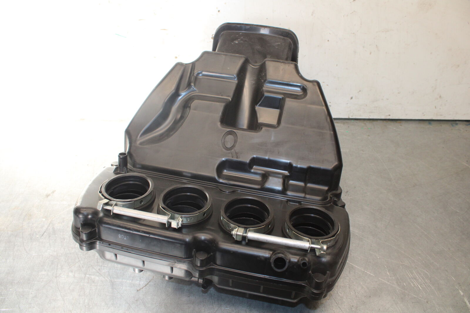 09-12 KAWASAKI NINJA ZX6R AIRBOX AIR INTAKE FILTER BOX 11010-0198 BB698