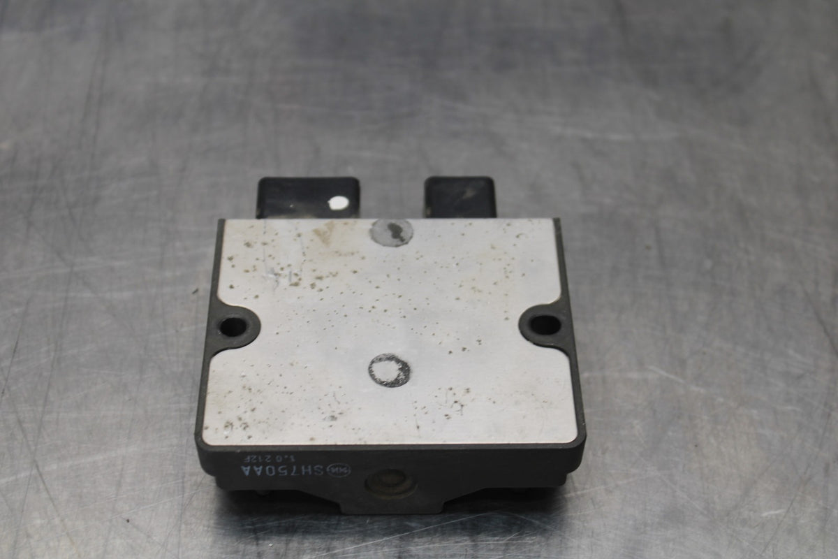 12 HONDA CB1000R RECTIFIER VOLTAGE REGULATOR BB200
