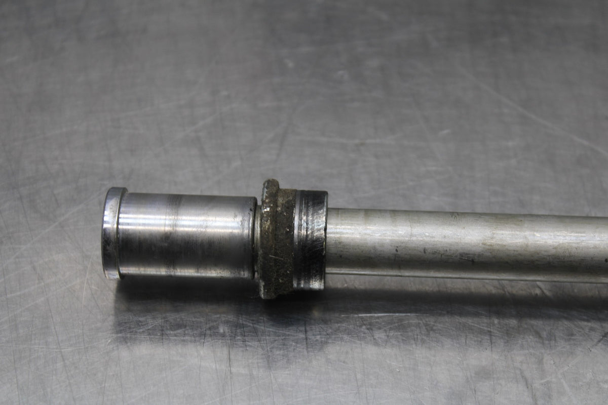 99 KAWASAKI NINJA ZX9R FRONT WHEEL RIM AXLE PIVOT BOLT BB05