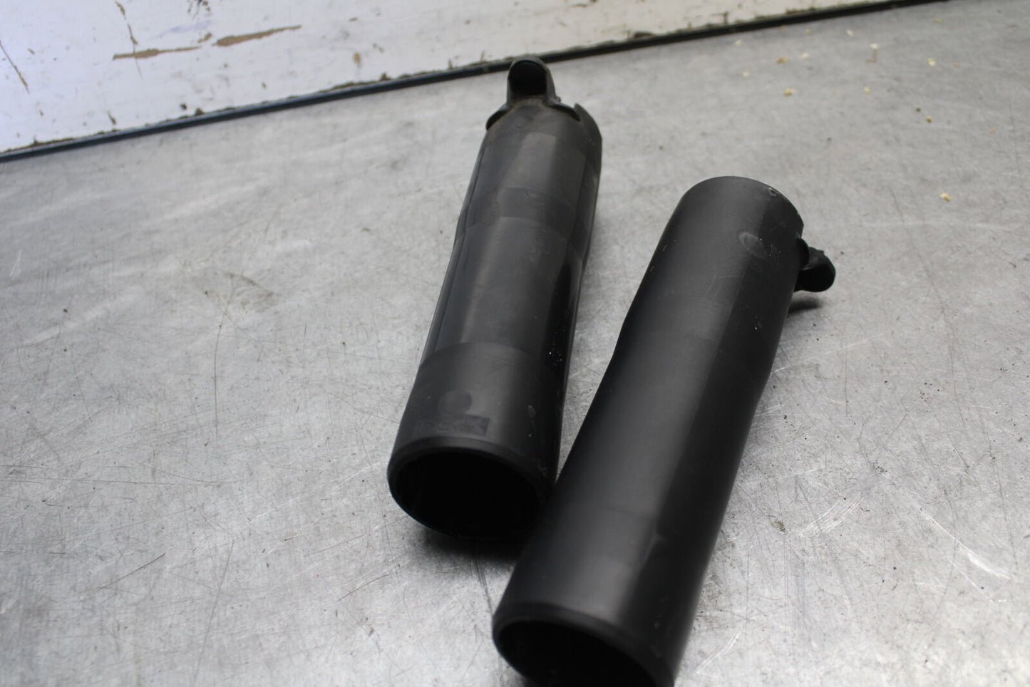18-24 YAMAHA MT-07 FRONT FORK GUARDS SET PAIR BB662