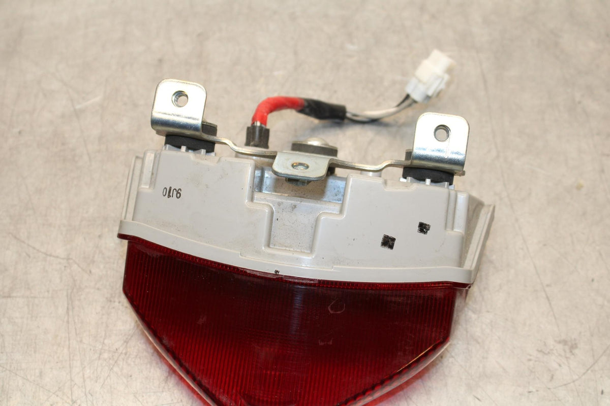 11-22 SUZUKI GSXR600 REAR TAIL TAILLIGHT BACK BRAKE LIGHT BB582