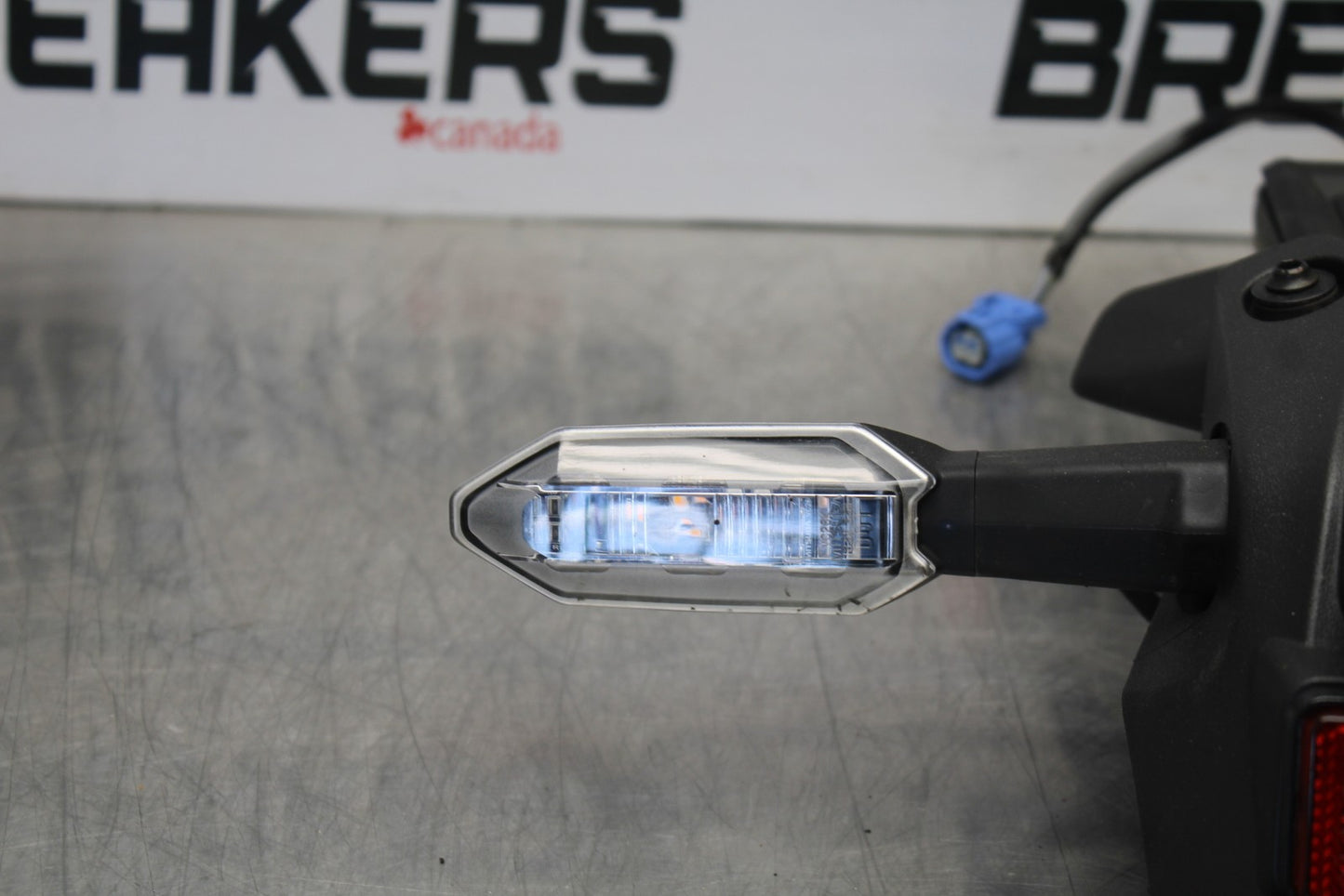 24-25 KAWASAKI NINJA ZX4R REAR BACK FENDER MUD GUARD/ LIGHTS SIGNALS  BB610