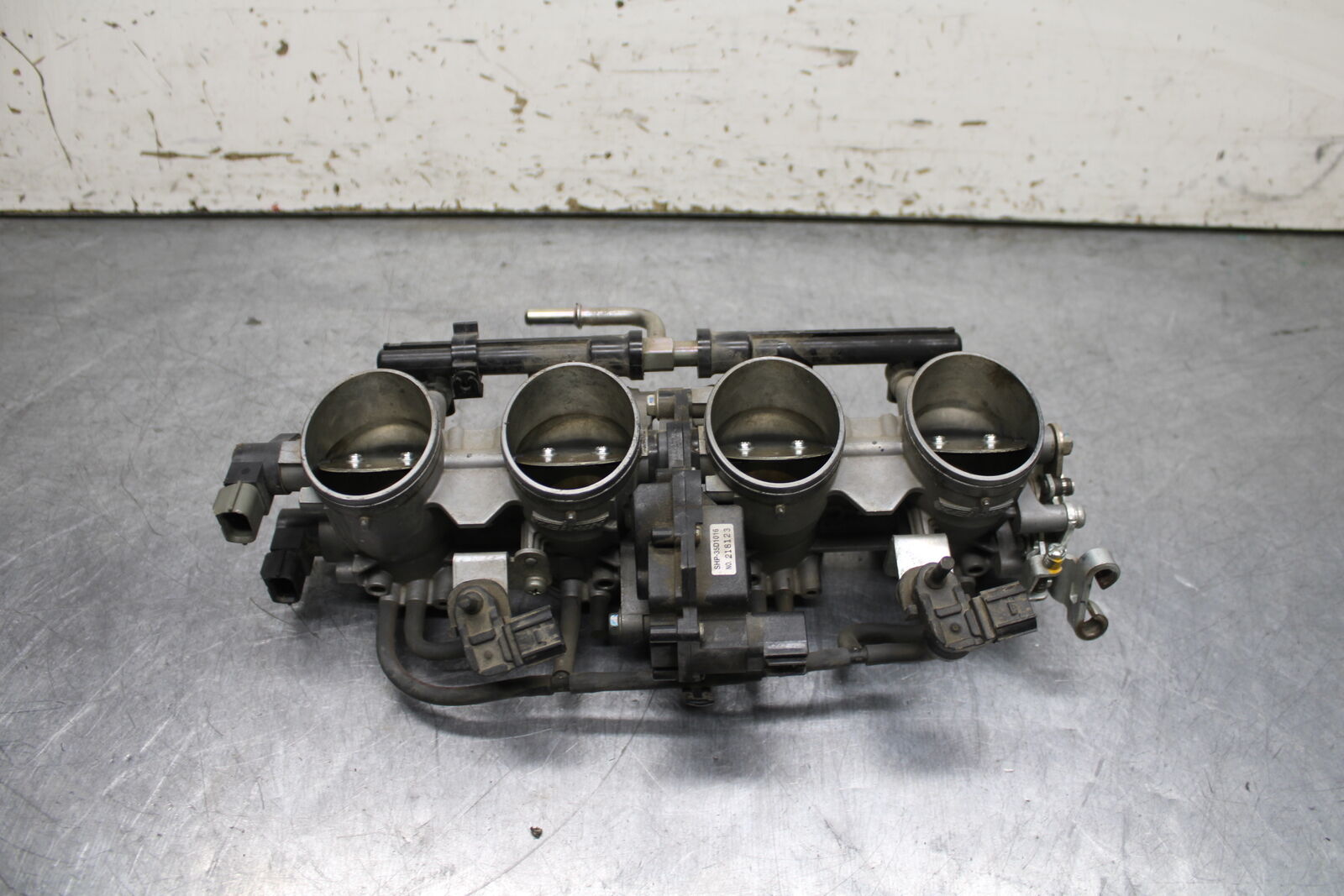 12-13 KAWASAKI Z1000 MAIN FUEL INJECTORS / THROTTLE BODIES BB743