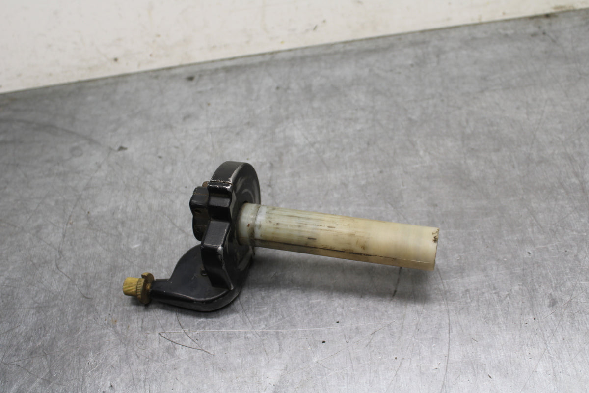 85-86 SUZUKI QUADRACER 250 THROTTLE CABLE LINE HOUSING GUIDE BB126