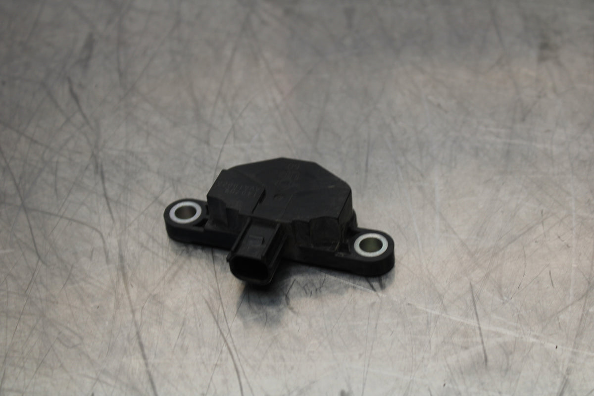 15-16 HONDA CB300F TIP OVER BANK ANGLE CRASH SENSOR SWITCH  BB150