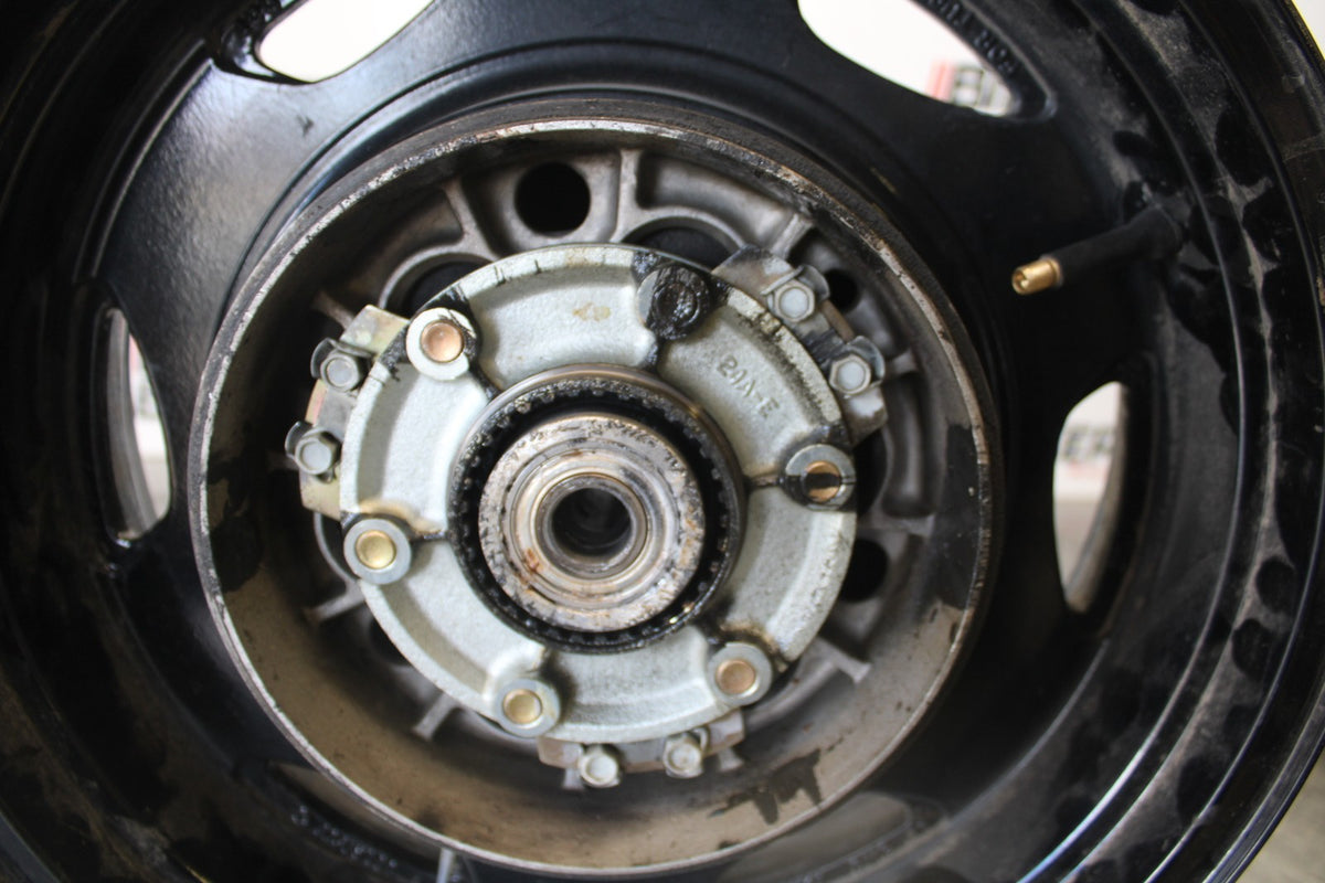 2006 Suzuki Boulevard C90 REAR BACK WHEEL 15" BB849