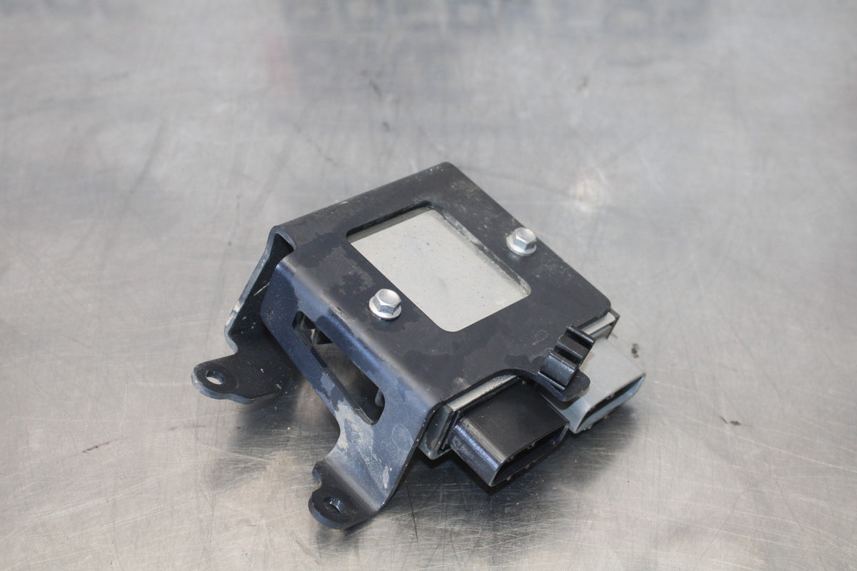 20 TRIUMPH STREET TRIPLE 765 RECTIFIER VOLTAGE REGULATOR BB864
