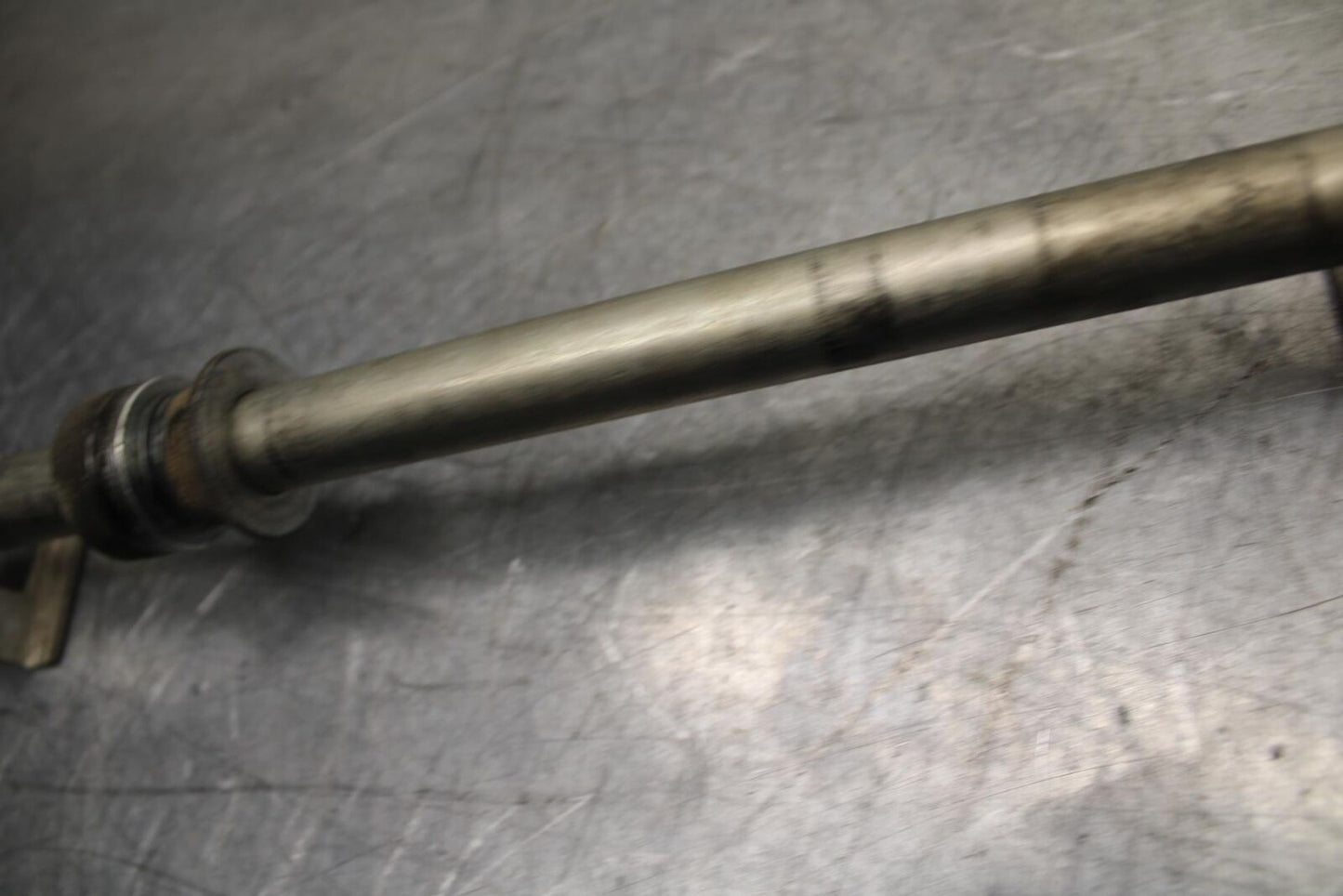 07-12 SUZUKI BANDIT GSF 650 F GSX650F REAR AXLE WHEEL RIM PIVOT BOLT AXEL  BB90