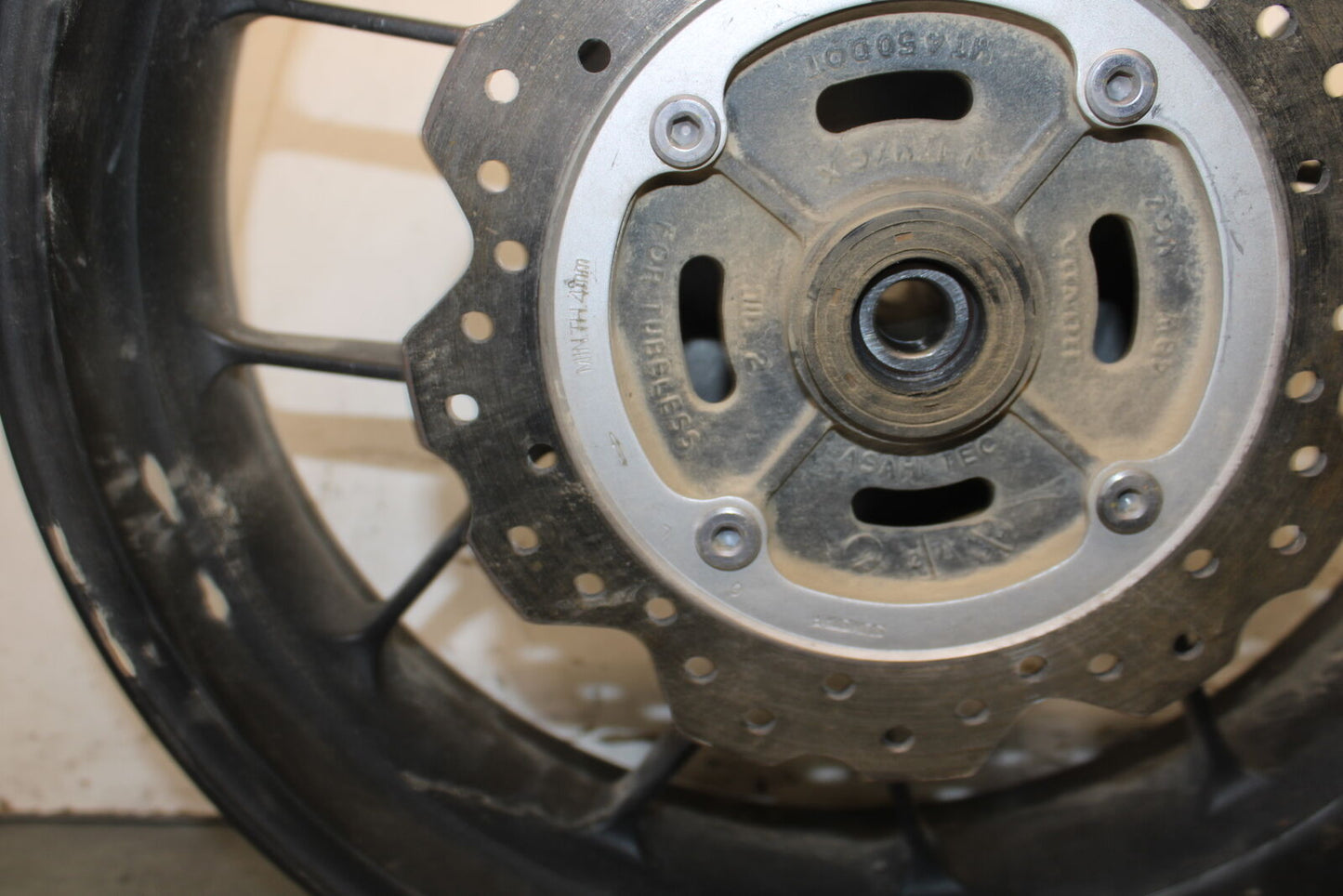 13-15 HONDA CBR500R REAR WHEEL BACK RIM BB704