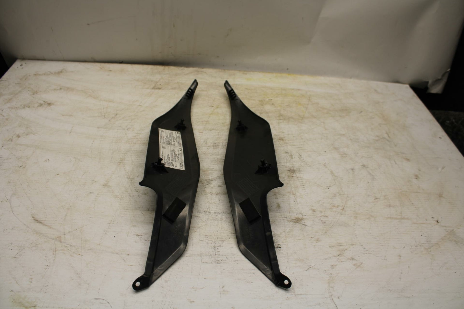 11-12 KAWASAKI NINJA 400 EX400 C RIGHT LEFT GAS FUEL TANK PANELS BB358 