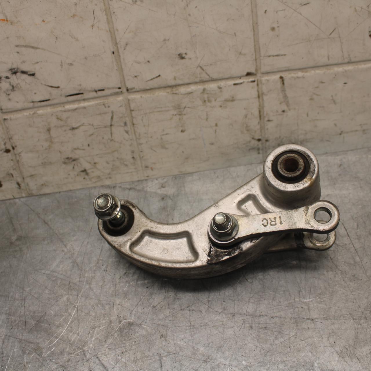 2016 Yamaha XSR900 ABS REAR DOGBONE SHOCK LINKAGE LINK 1RC-2217A-00-00 BB516