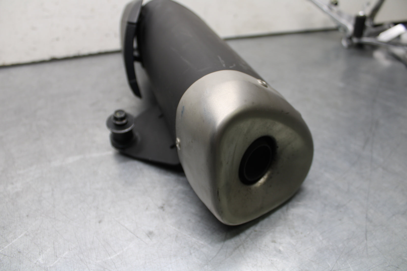 15-17 YAMAHA YZF R3 EXHAUST PIPE MUFFLER SLIP ON CAN SILENCER BB651