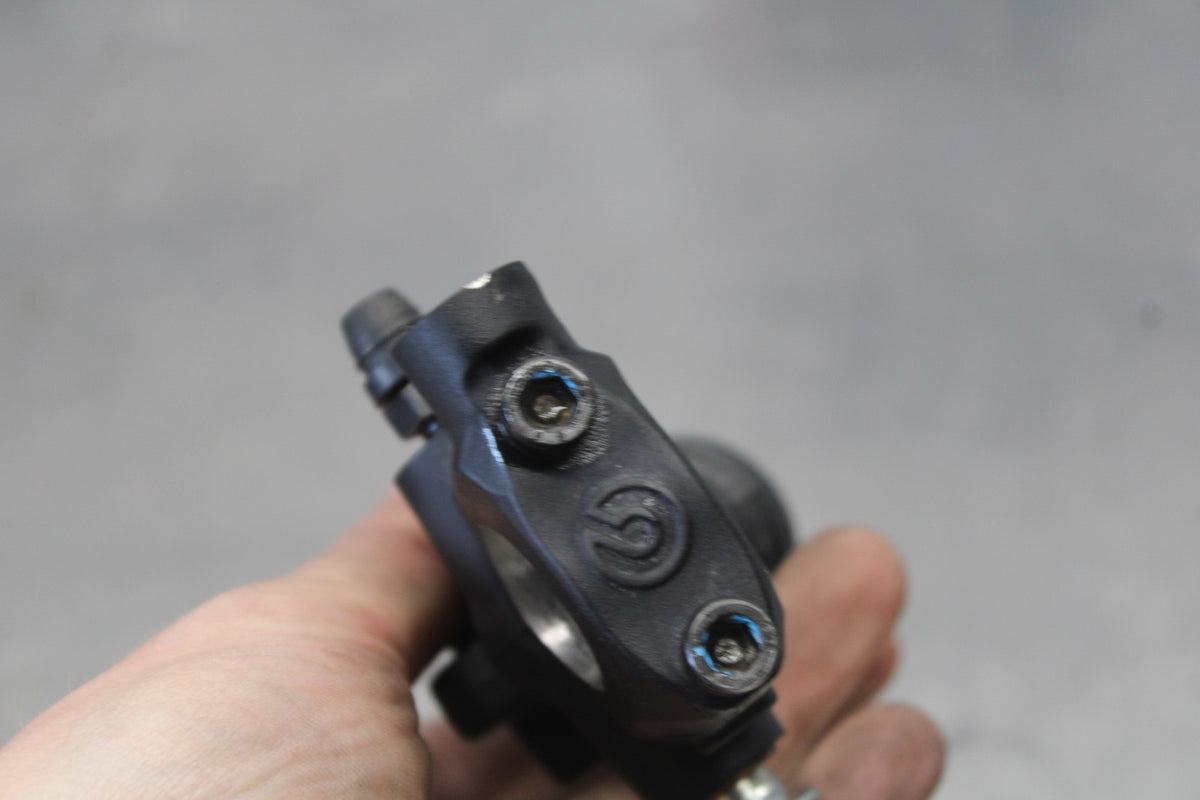 24 APRILIA TUONO V4 1100 FACTORY ABS FRONT BRAKE MASTER CYLINDER BB887