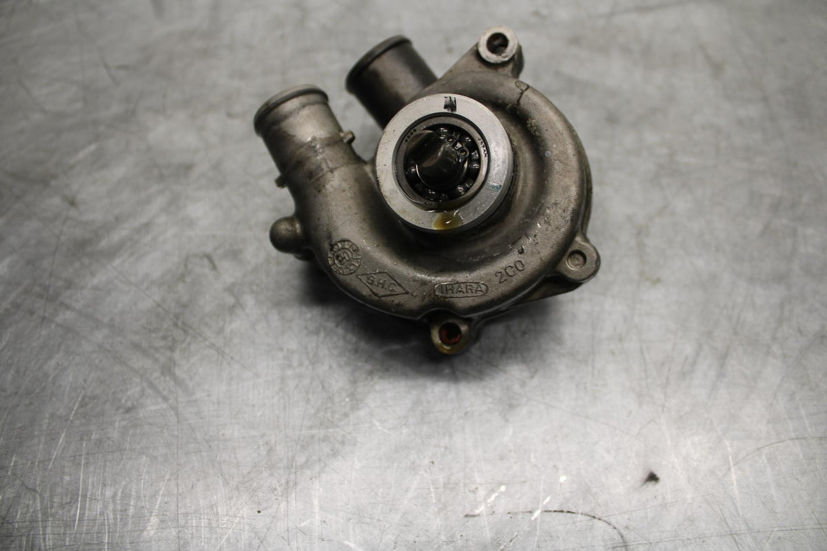 07 YAMAHA YZF R6 ENGINE WATER COOLANT PUMP  2C0-12420-00-00 BB495