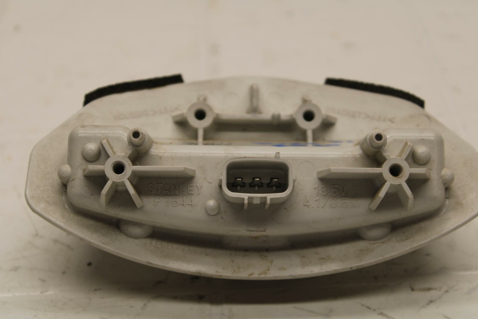 07 SUZUKI GSXR1000 REAR TAIL TAILLIGHT BACK BRAKE LIGHT BB25