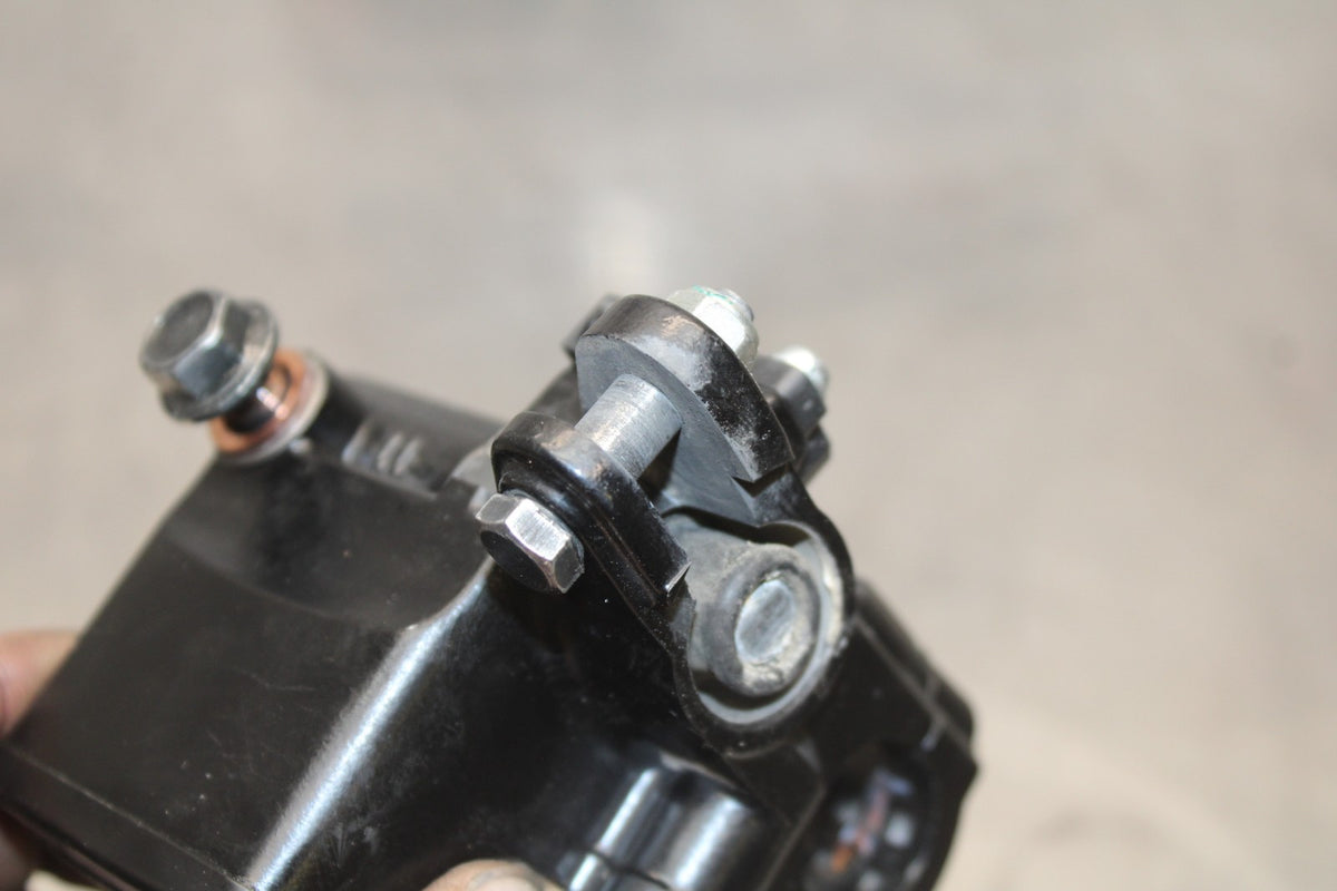 17-18 YAMAHA YZF R3 FRONT BRAKE MASTER CYLINDER BB788