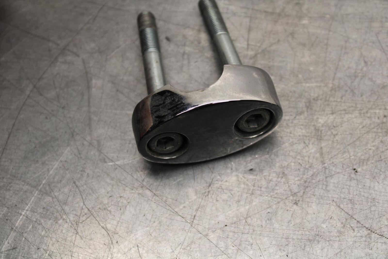 2006 Kawasaki Vulcan 900 VN900B Classic HANDLEBAR RISERS BB585