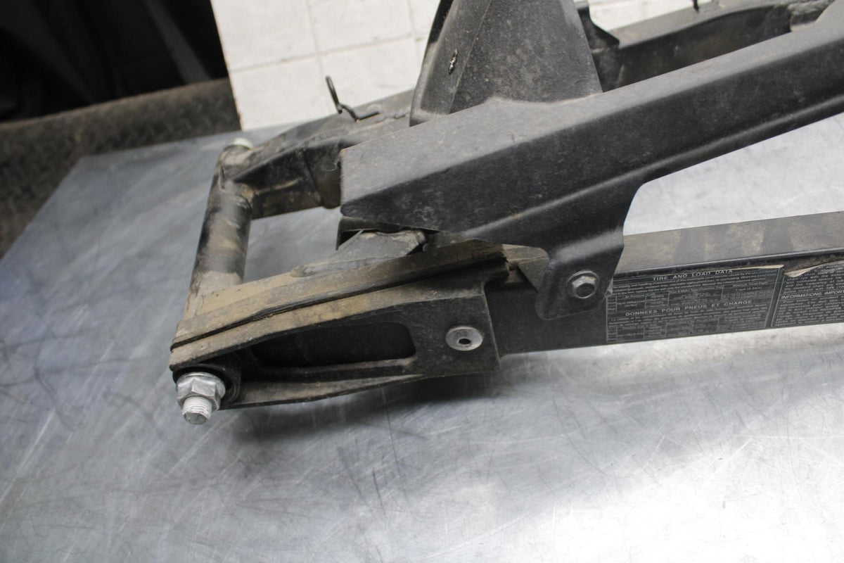 2013 Kawasaki Ninja 300 EX300B ABS REAR SWINGARM BACK SUSPENSION SWING ARM BB518