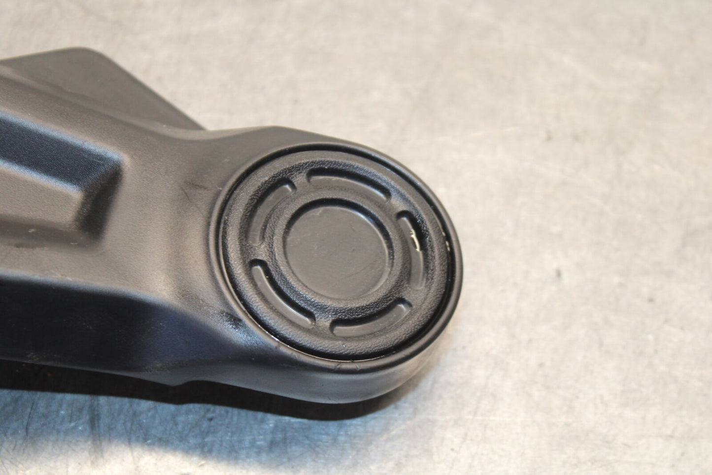18-24 YAMAHA MT-07 RIGHT FRAME SIDE COVER COWL PANEL TRIM BB662