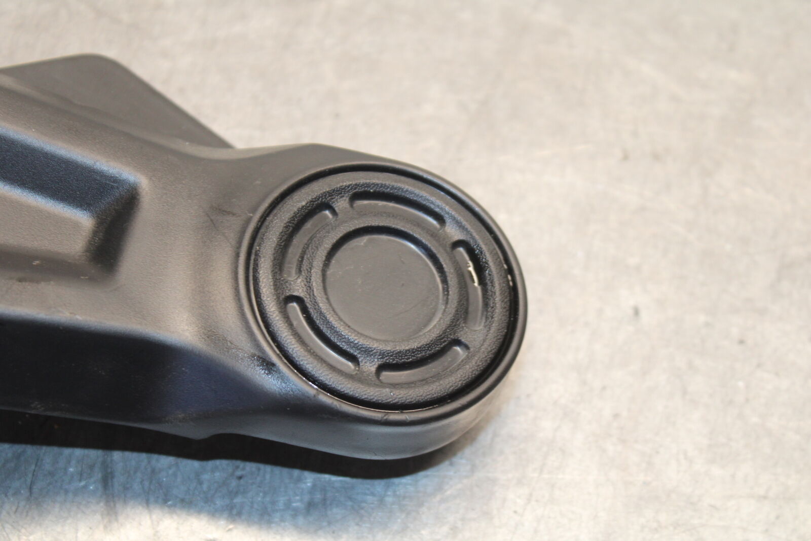 18-24 YAMAHA MT-07 RIGHT FRAME SIDE COVER COWL PANEL TRIM BB662