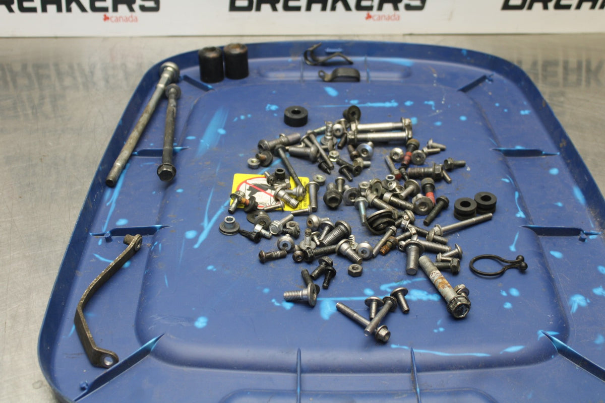07-08 KAWASAKI NINJA ZX6R  MOUNTING BOLTS HARDWARE MOTOR SCREWS BB203