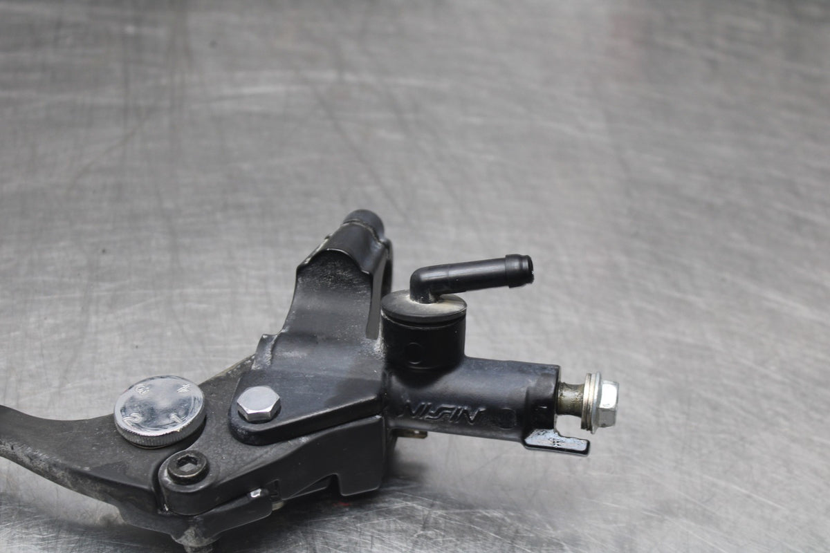 08 SUZUKI SV650 FRONT BRAKE MASTER CYLINDER w/ LEVER BB846