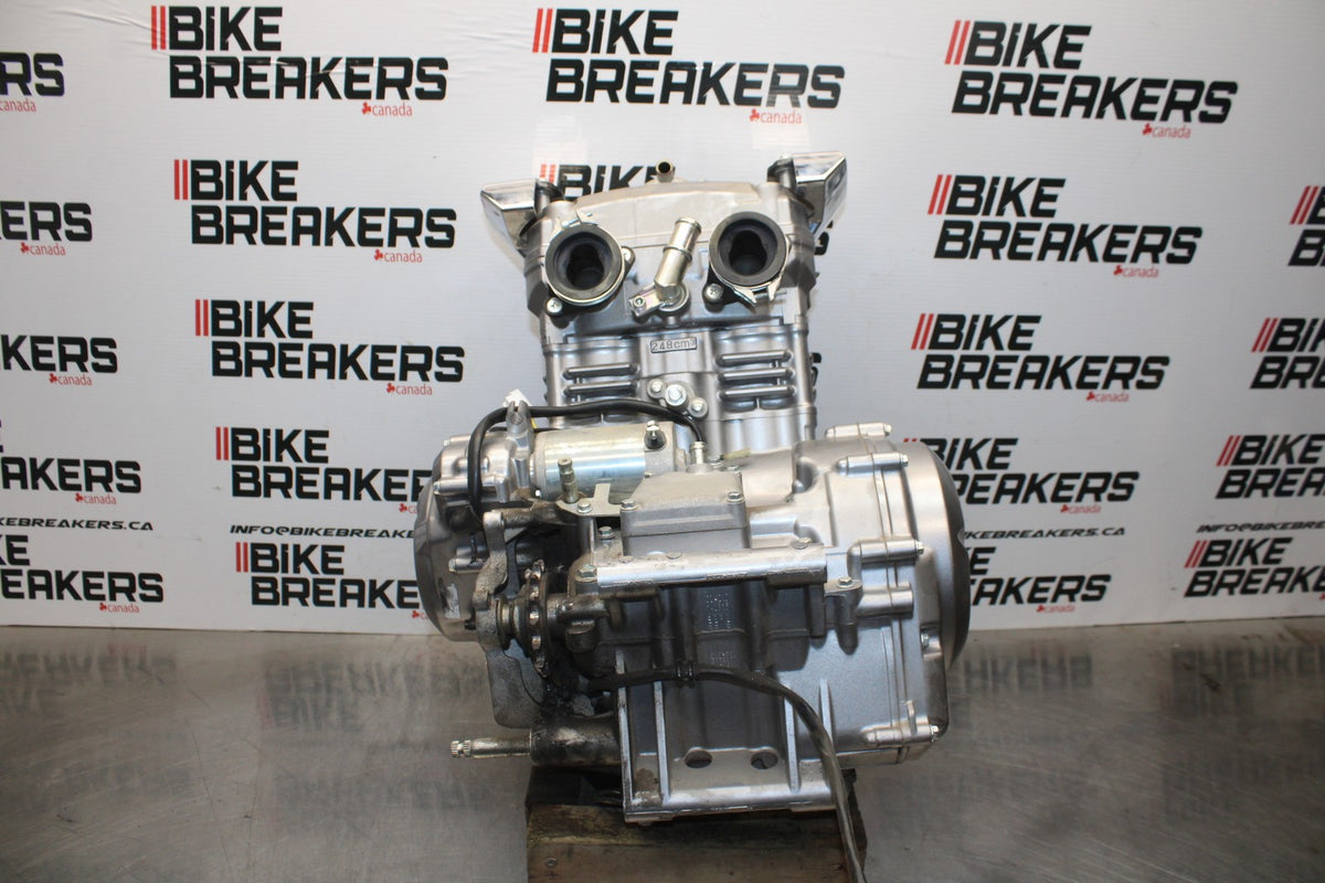 15 SUZUKI GW250F ONLY 6883KM!!  ENGINE MOTOR BB789
