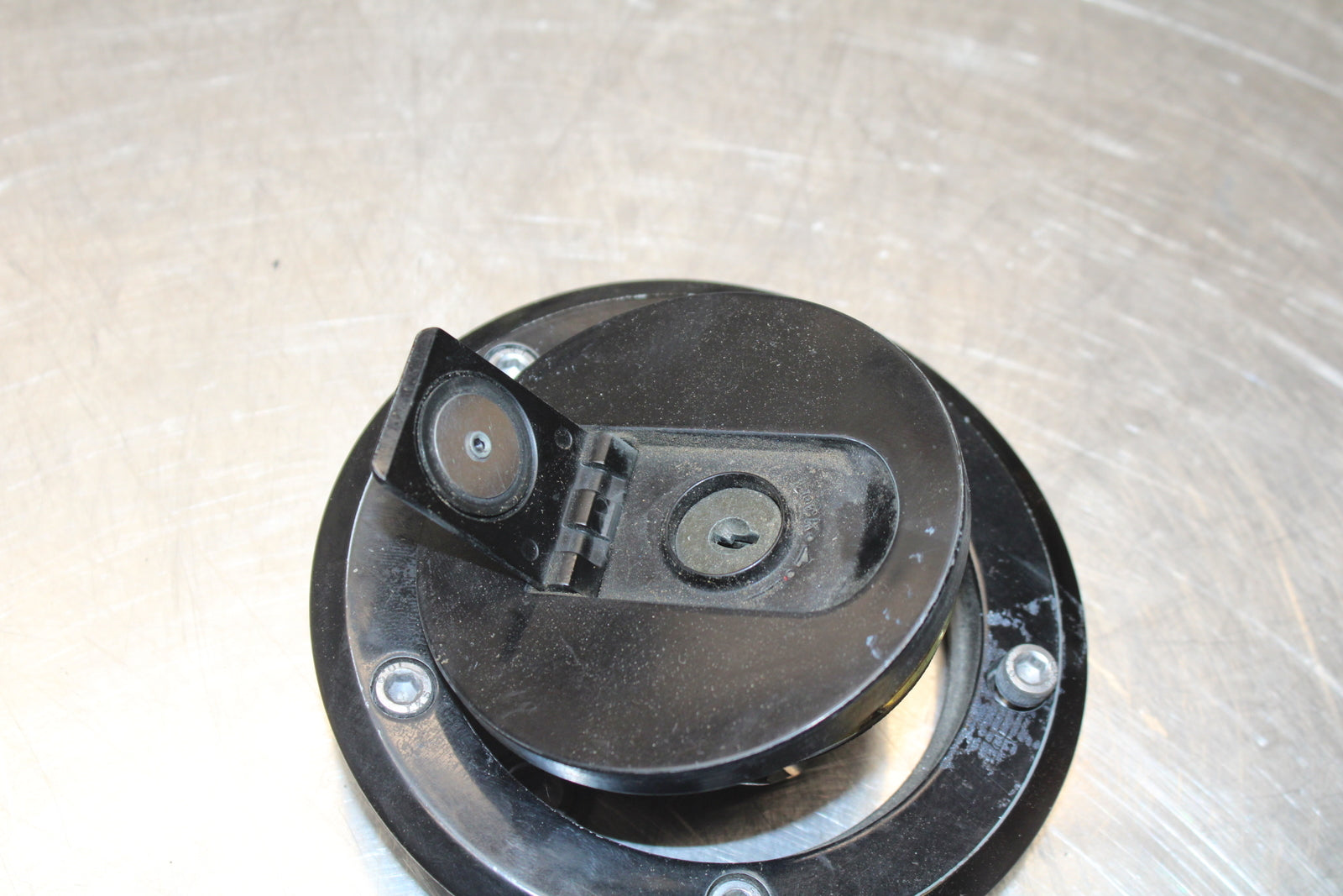 04-05 KAWASAKI NINJA ZX10R IGNITION LOCK KEY SET W/ GAS CAP AND SEAT LOCK BB163