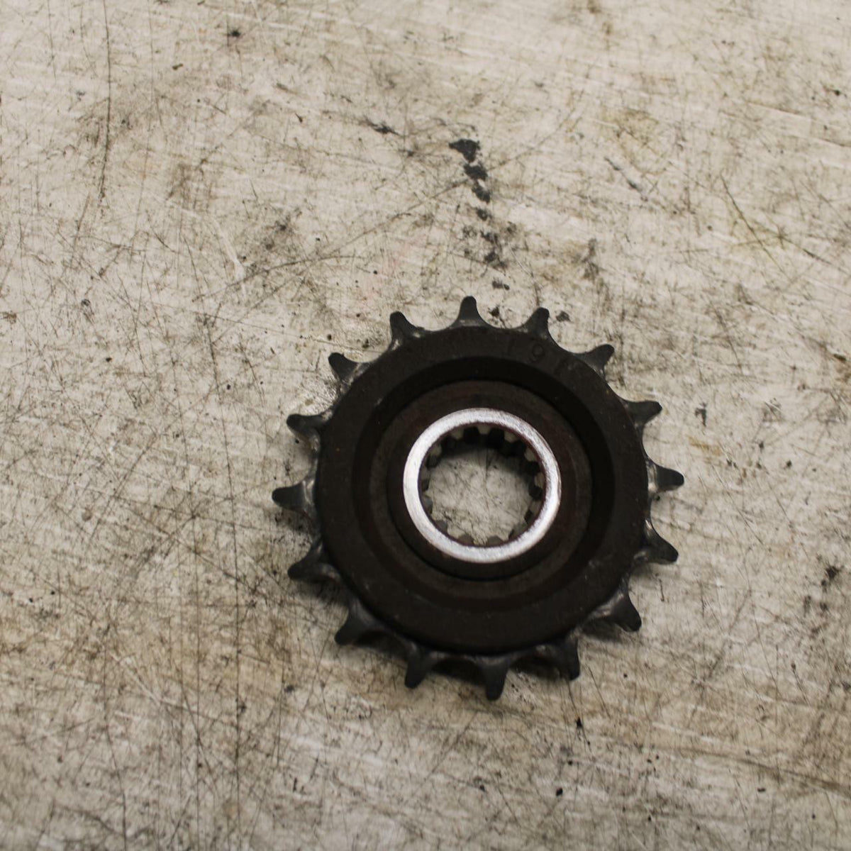 08-16 YAMAHA YZF R6 FRONT SPROCKET BB365