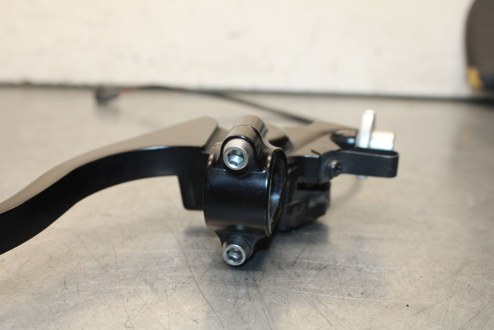 16 KAWASAKI NINJA ZX10R CLUTCH PERCH MOUNT WITH LEVER  BB650