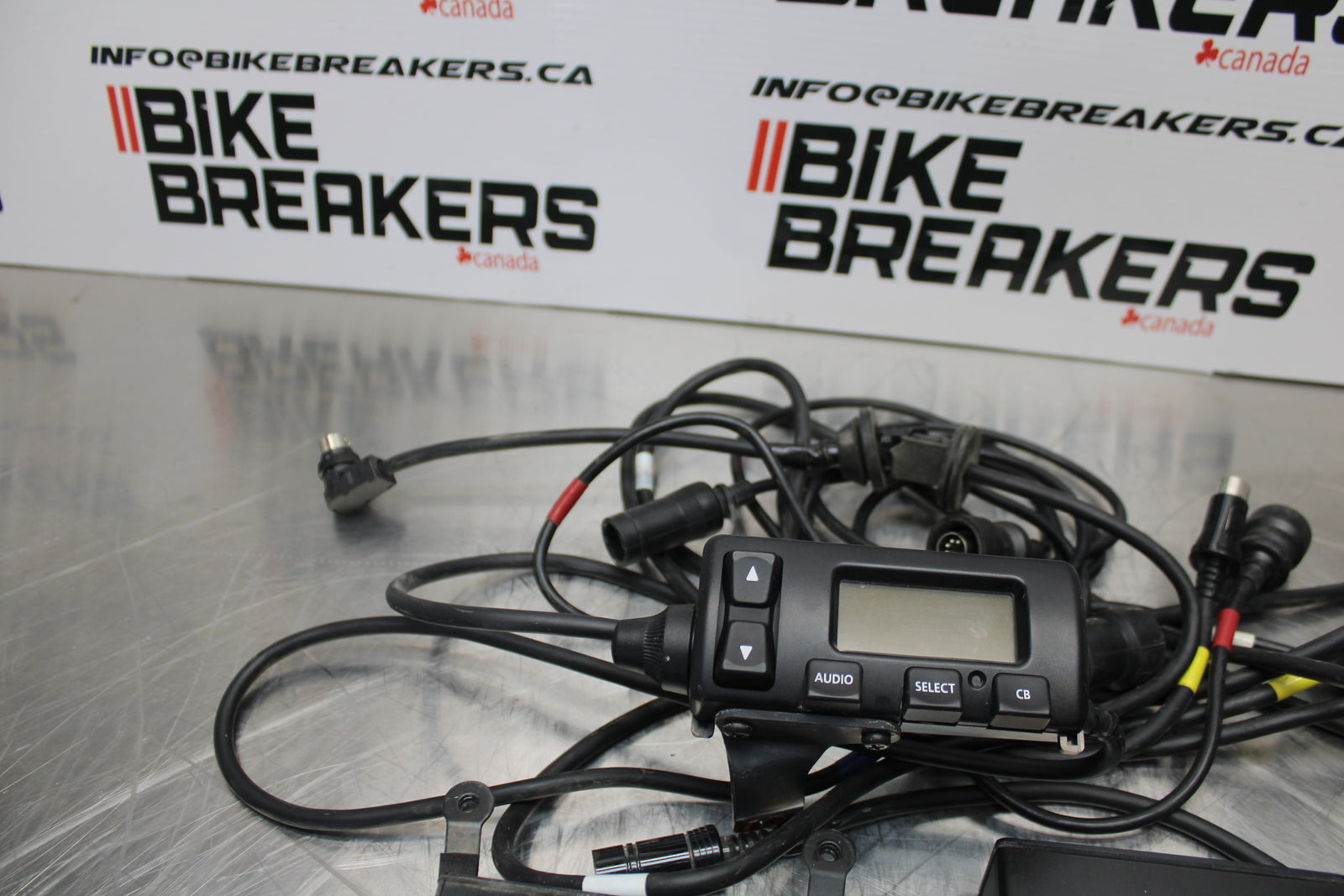 09 YAMAHA ROYAL STAR XVZ1300TF VENTURE CB RADIO STEREO CONTROL UNIT BB151