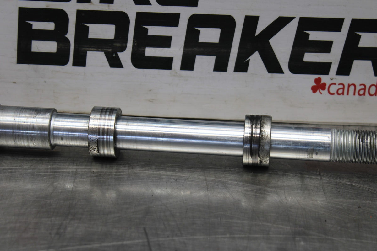 12-16 KAWASAKI NINJA 650 EX650F ABS FRONT WHEEL RIM AXLE PIVOT BOLT BB860