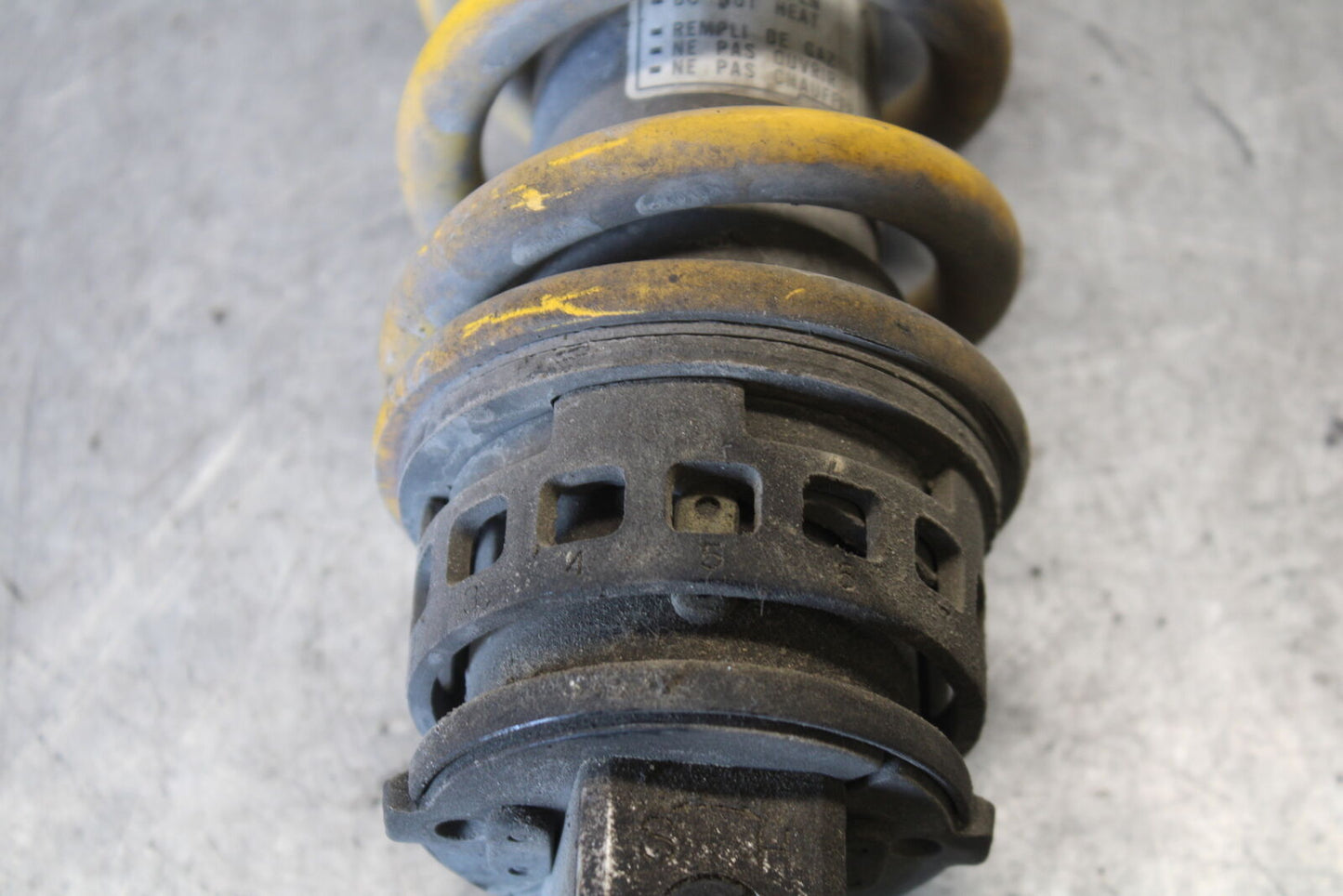 03-04 HONDA CBR600RR REAR BACK SHOCK ABSORBER SUSPENSION 52400-MEE-003 BB661