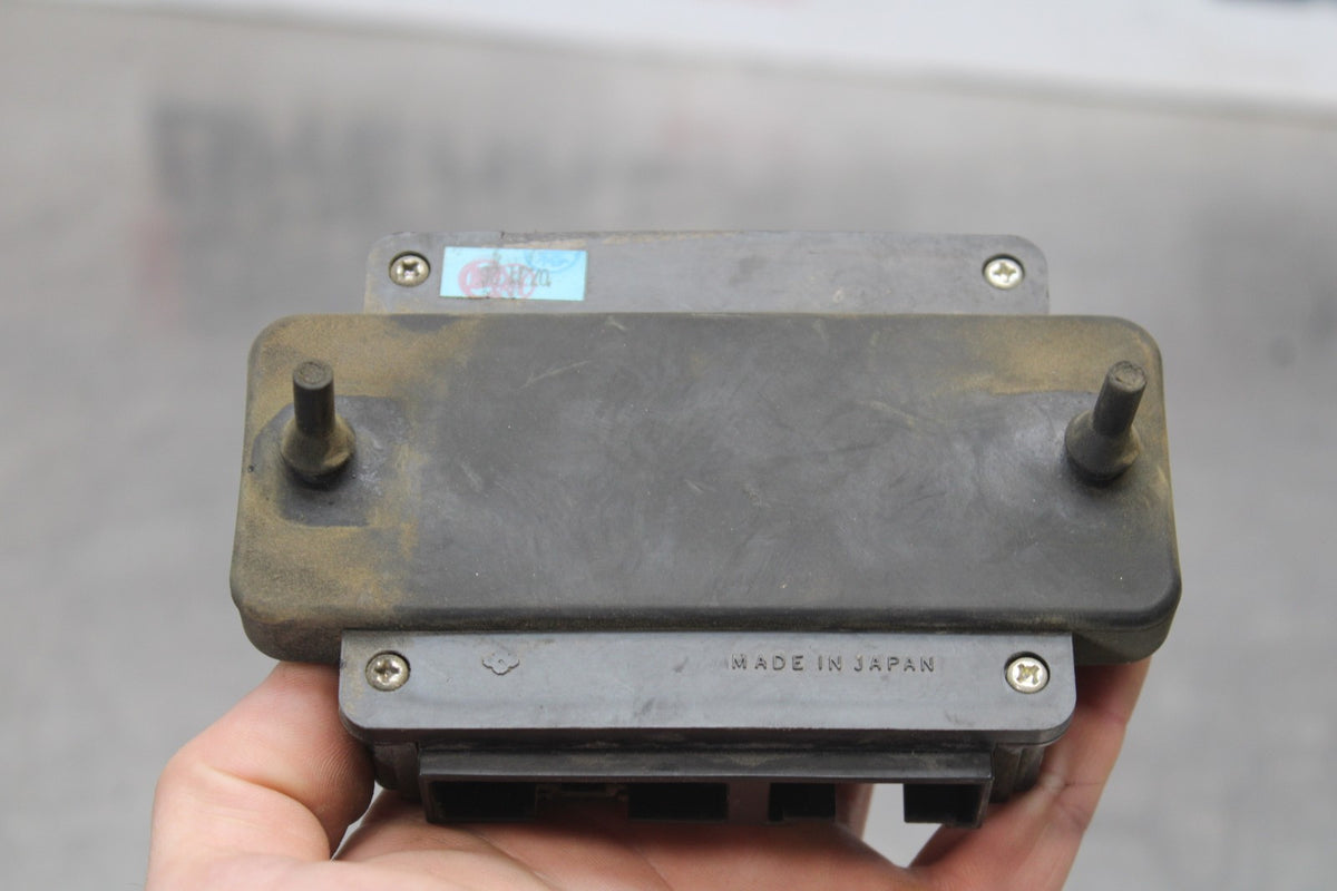 08 KAWASAKI VULCAN 1600 VN1600D NOMAD FUSE BOX JUNCTION BOX BB904